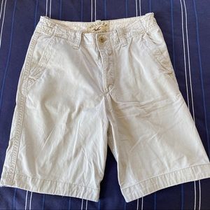 Men’s Hollister 30 beige shorts
